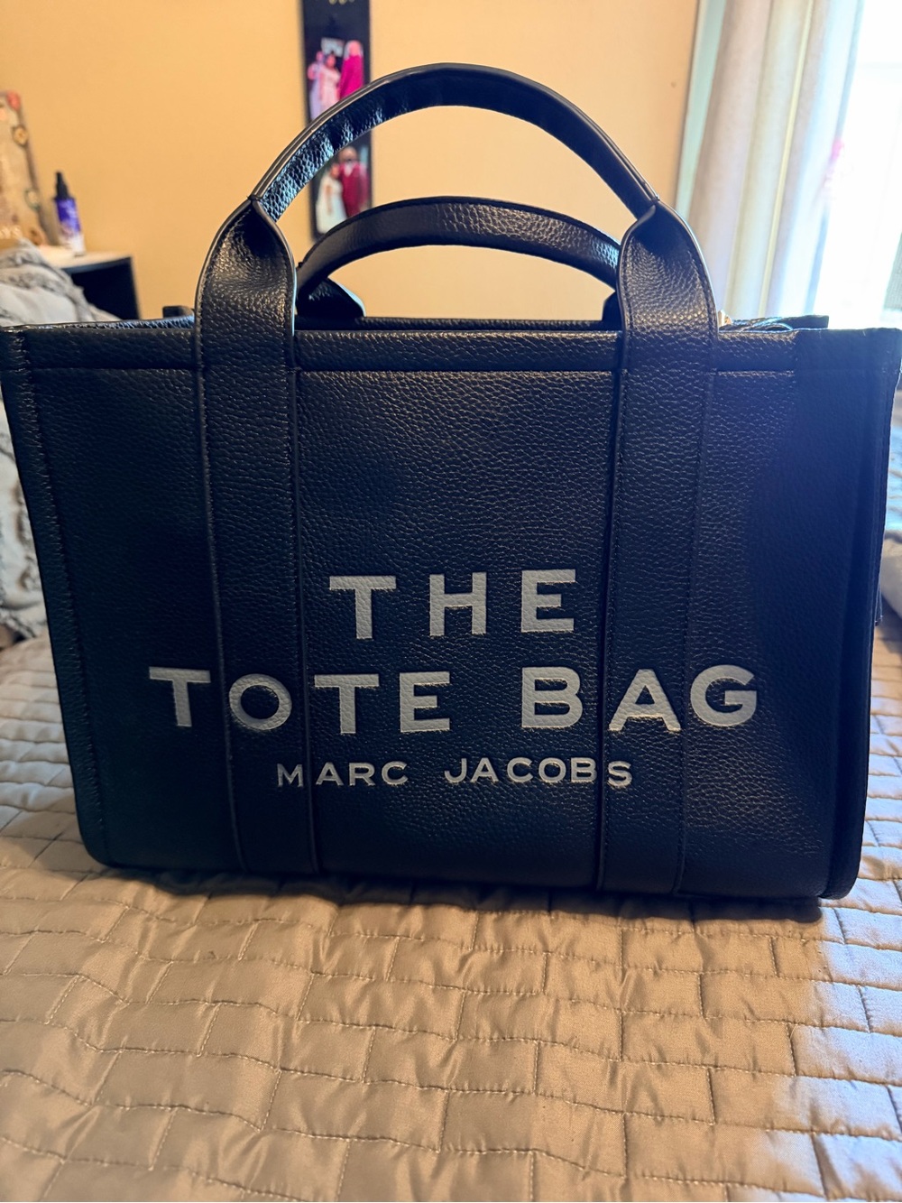 Marc Jacobs Inspired Pebbled Leather Tote 
Includes 2 Straps + Dust Bag